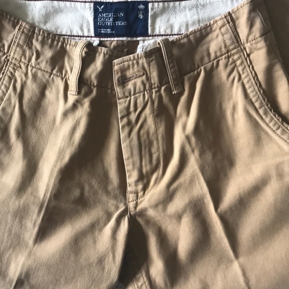Men’s Tan colored jean. 28/30 - Picture 3 of 4